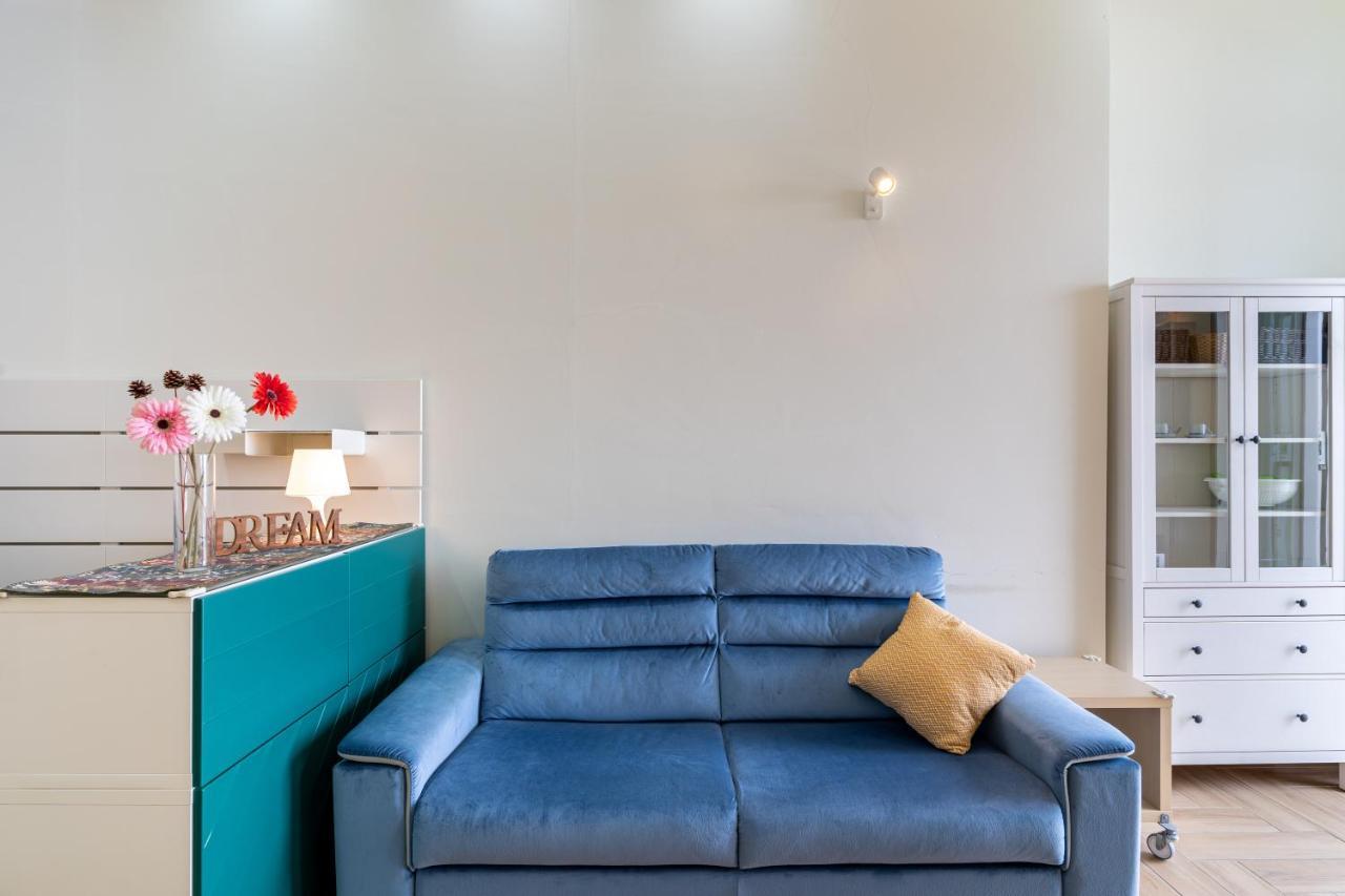 Giardini Naxos Lovely Flat In Front Of The Beach エクステリア 写真